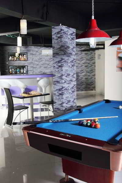 Hotel The Queeny Sancoale